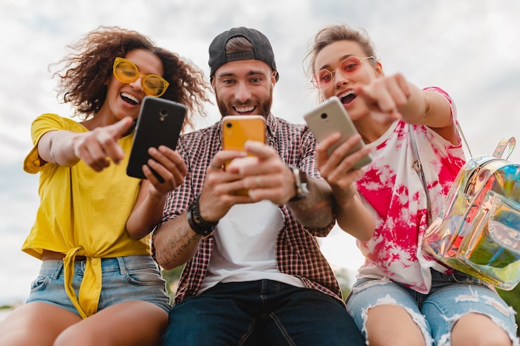 social media entertainment